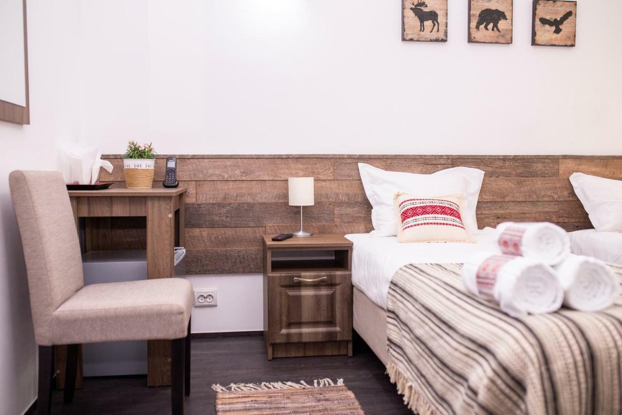 Hotel Floare De Colt Mînăstirea Humorului Bagian luar foto